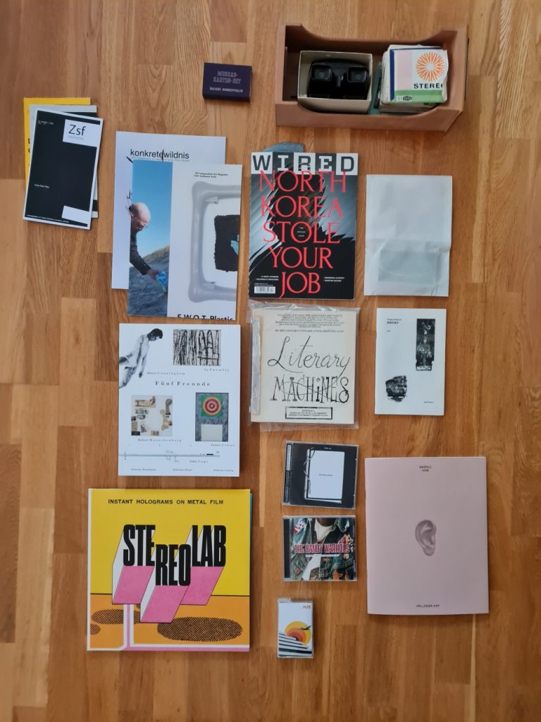 new collection entries:
buch: literary machines (ted nelson)
buch: smärli vom holligerhof
zine: house of terror (weko pressure)
flipbook by sijia yang
3x literaturautomat bs
tape: Schmitz & Niebuhr - Porz 1975
buch: Fünf Freunde - John Cage, Merce Cunningham, Jasper Johns, Robert Rauschenberg, Cy Twombly ...
_957 mag: 181, 180
mag: wired, summer 2025
cd: the books, think of the lemon pink
cd: Thirteen Tales From Urban Bohemia by The Dandy Warhols
vinyl: Instant Holograms on Metal Film by Stereolab
1 meoskop + 108 scheiben
zsf 65-67